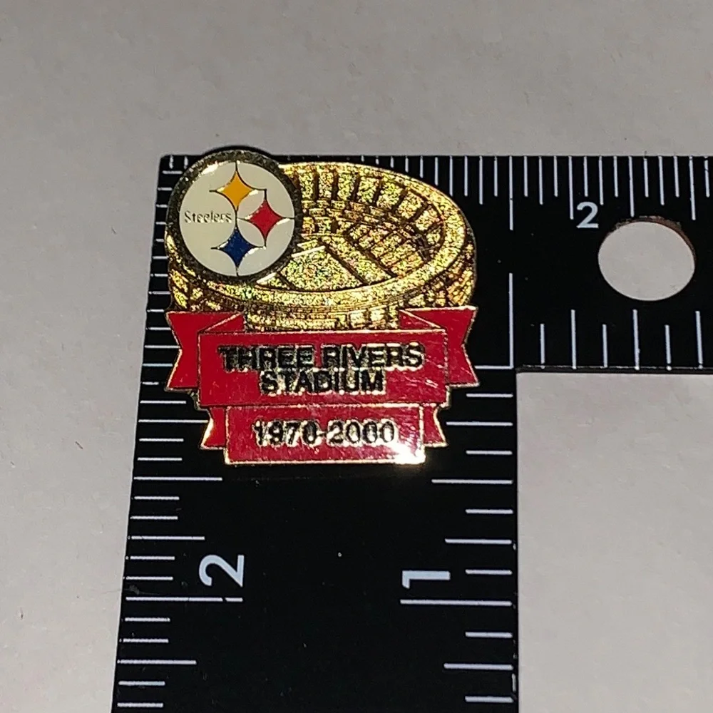 Pittsburg Steelers Pin (Aminco) Three Rivers Stadium Very,  Very Rare